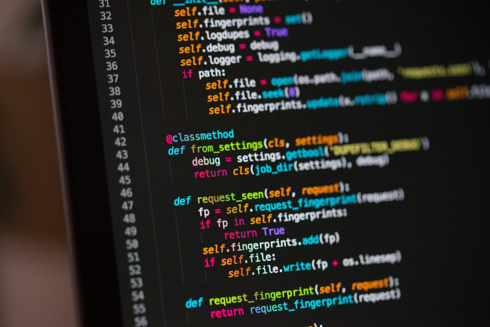 Hostinger vs HostGator for Freelancers: Which Is Better for Client Websites?